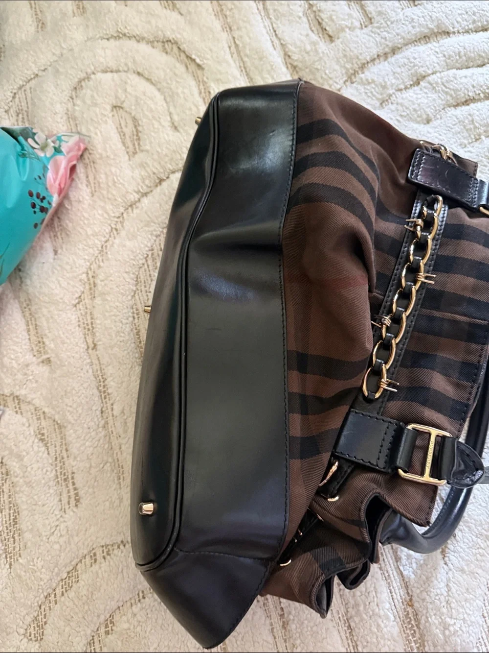Burberry barbwire Classic Striped Tote Handbag in Brown and Black Canvas